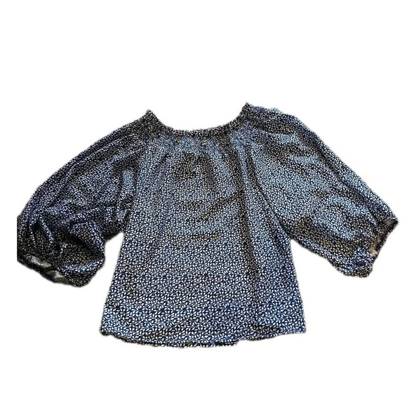 Royal Blue Medium Flowy Off the Shoulder Blouse​ - Picture 3 of 9